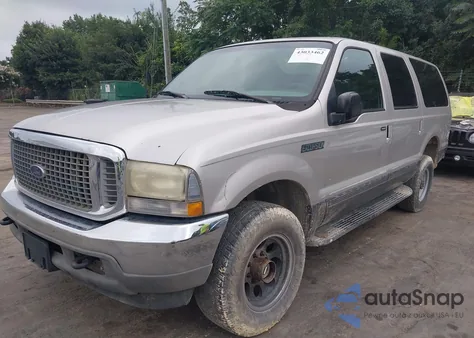 2002 Ford Excursion Xlt из США, поврежденный, VIN 1FMNU41S72ED63477